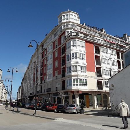 Atico Con Terraza Y Piscina Comunitaria Apartment Ribadeo Exterior photo